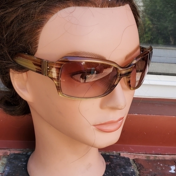 Revlon‎ vintage sunglasses - Picture 3 of 11